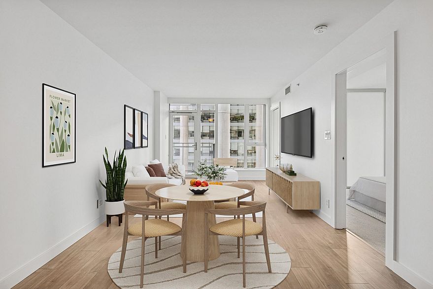 816 1618 Quebec Street