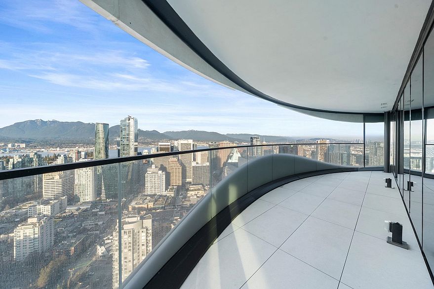 4503 1033 Nelson Street