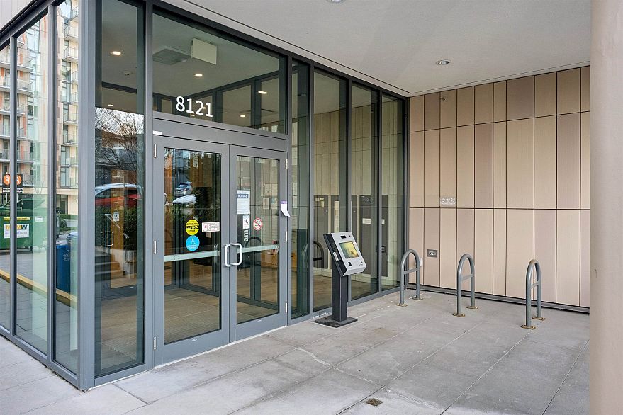 506 8121 Chester Street