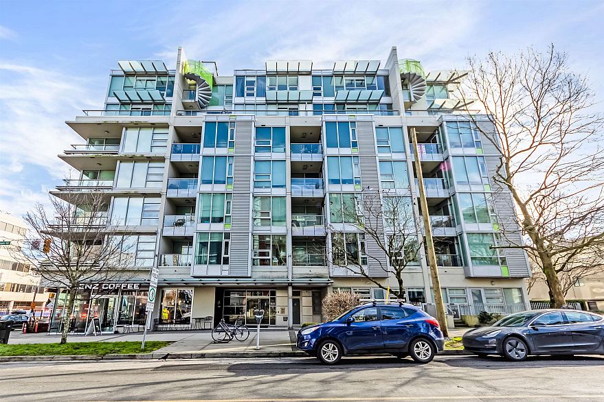 308 2528 Maple Street