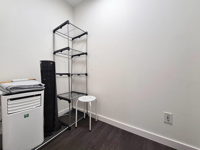 1057 5515 Boundary Road