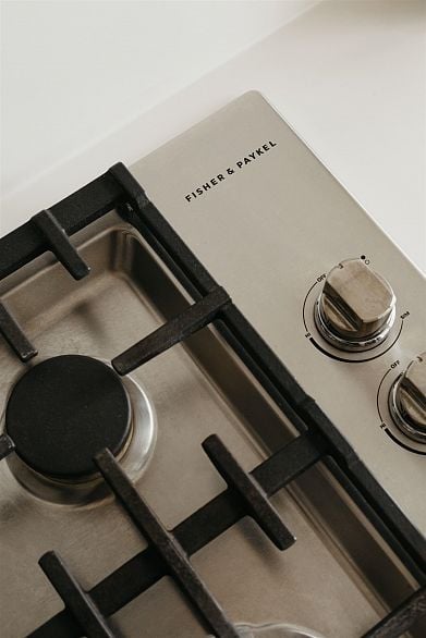 405 289 Alexander Street