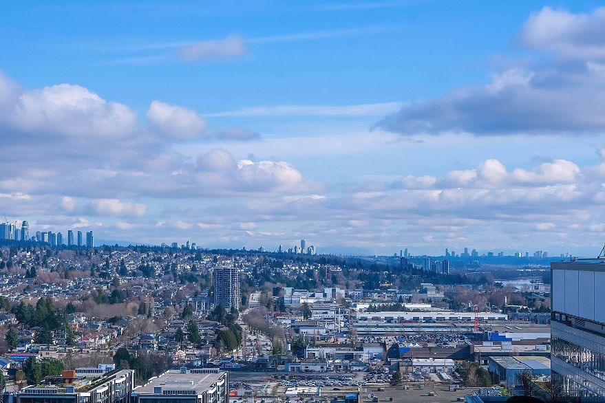 2605 8189 Cambie Street