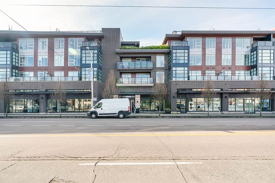 209 1628 W 4th Avenue