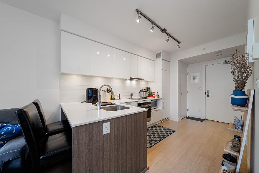 1003 1308 Hornby Street