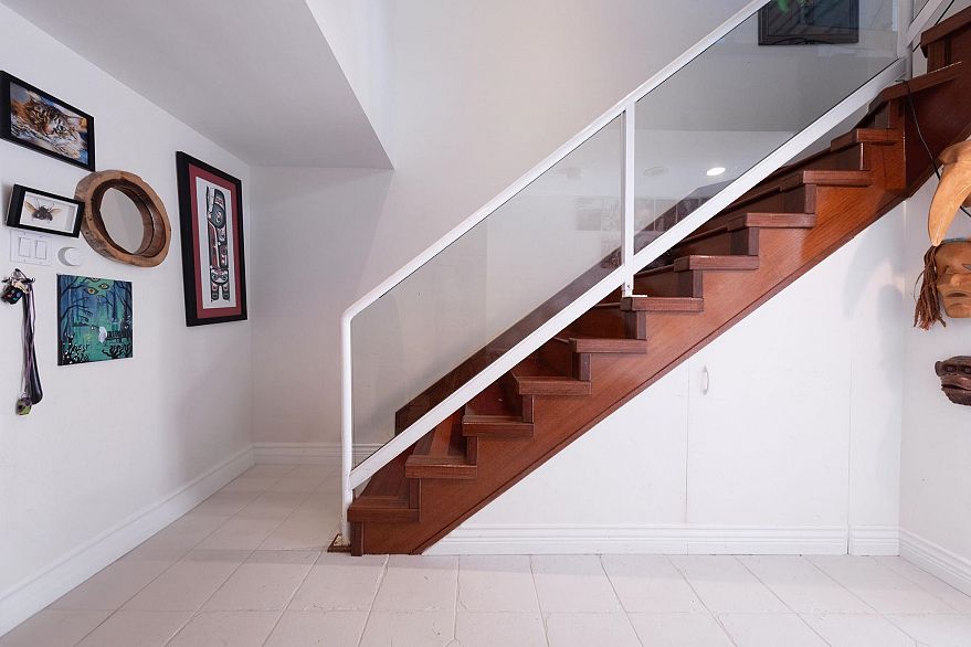 543 1515 W 2nd Avenue