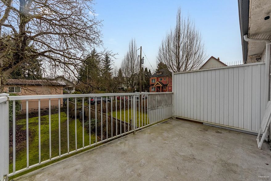 308 E King Edward Avenue