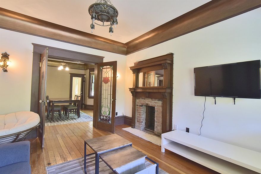 1 1517 COMOX STREET, Vancouver BC V6G 1P3