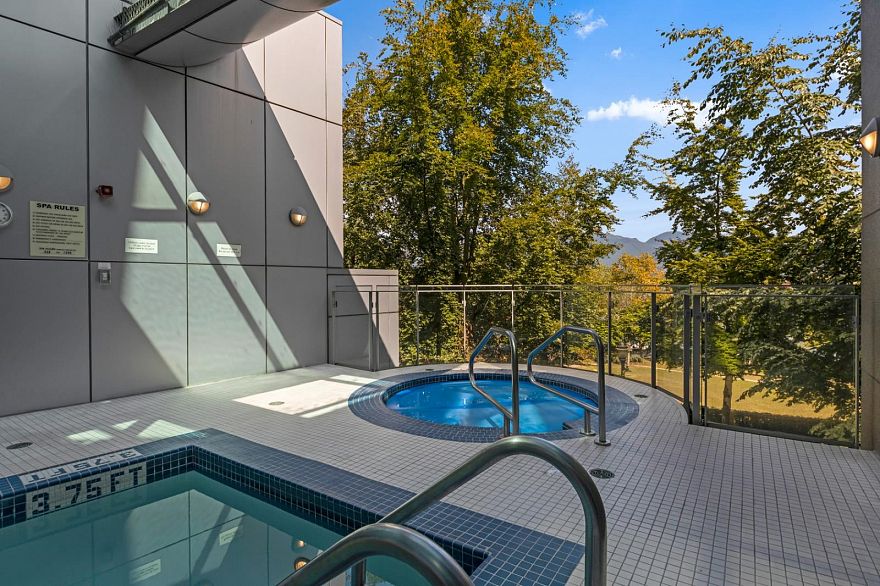 1804 1233 W Cordova Street