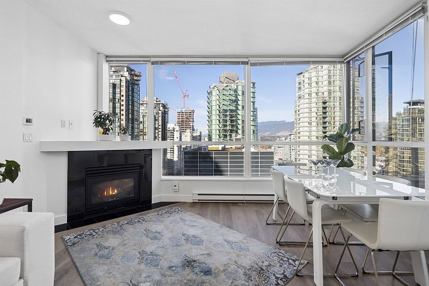 1605 1239 W Georgia Street