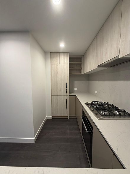 302 1981 MACDONALD STREET, Vancouver BC V6K 1M7