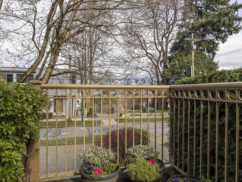 103 1100 W 7th Avenue