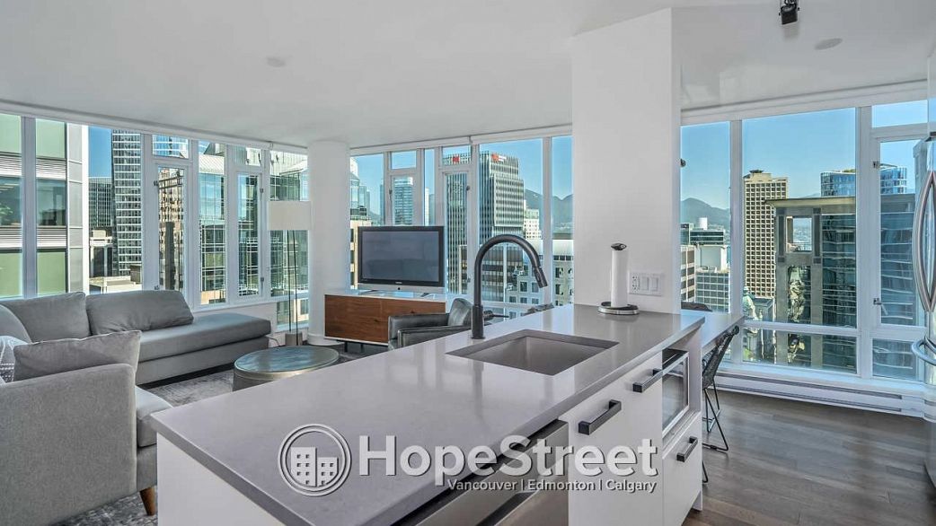 2207 610 GRANVILLE STREET, Vancouver BC V6C 3J3