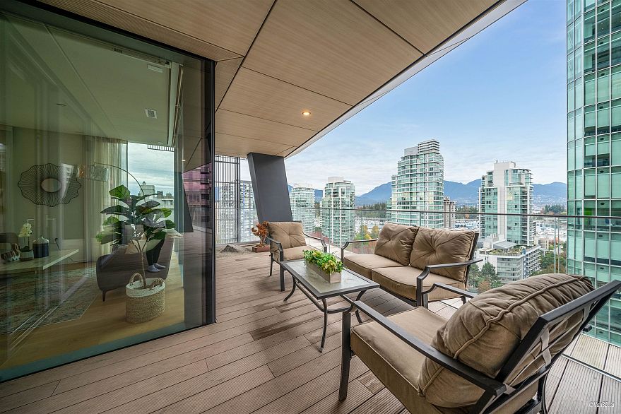 1302 1568 Alberni Street