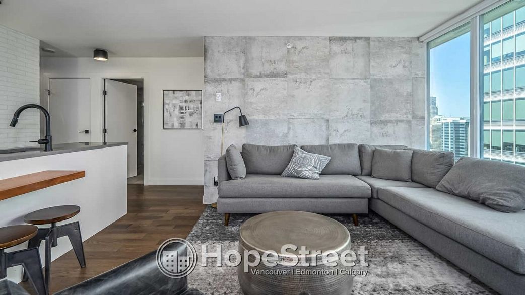 2207 610 GRANVILLE STREET, Vancouver BC V6C 3J3