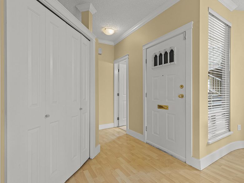 103 1100 W 7th Avenue