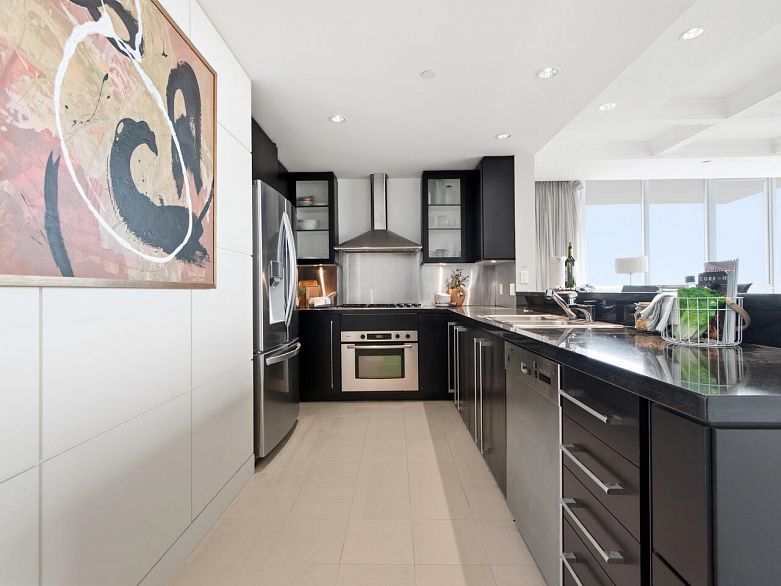 4302 1408 Strathmore Mews