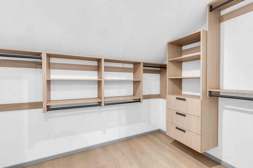 2 3547 E Georgia Street