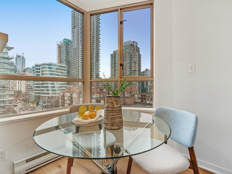 1407 1003 Pacific Street