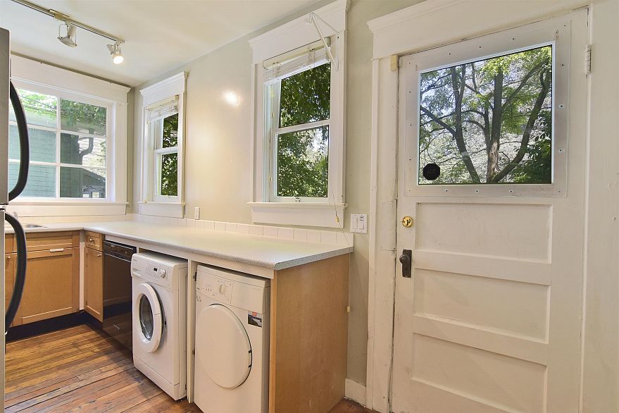 1 1517 COMOX STREET, Vancouver BC V6G 1P3