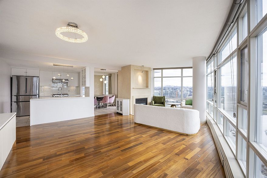 2907 198 Aquarius Mews