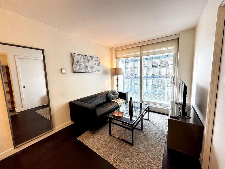 902 777 RICHARDS STREET, Vancouver BC V6B 0M6