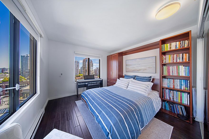 1105 1155 Homer Street