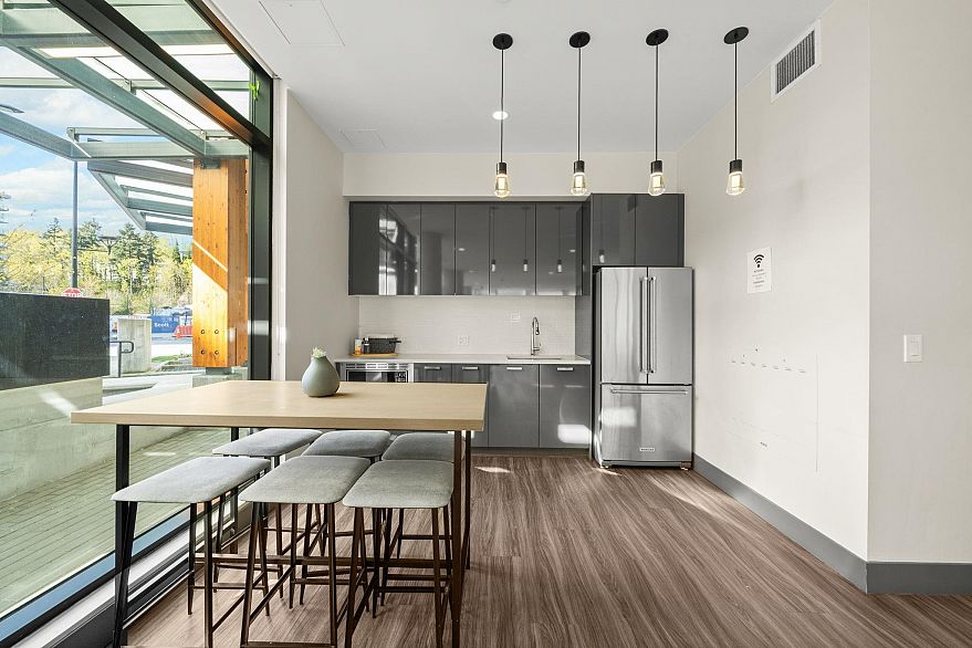 1405 3581 E Kent Avenue North