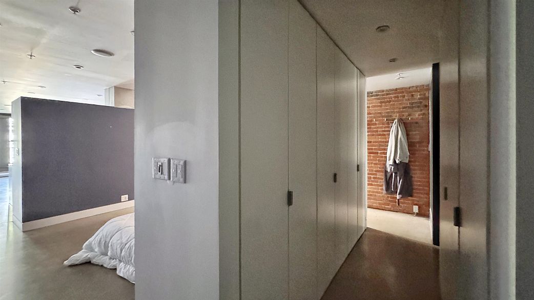 605 53 W Hastings Street