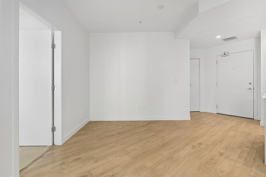 #410 3581 Ross Drive