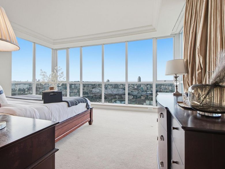 4302 1408 Strathmore Mews