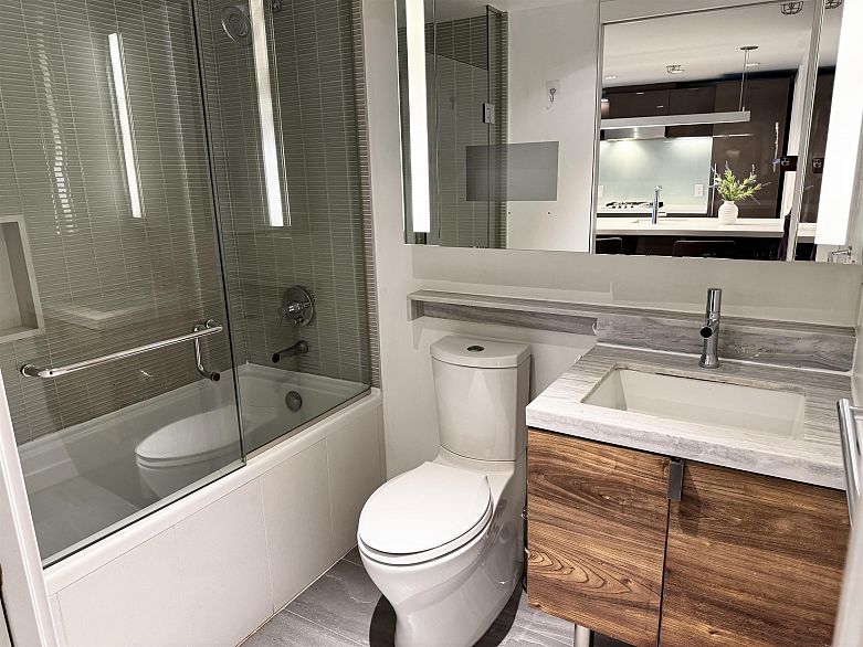 902 777 RICHARDS STREET, Vancouver BC V6B 0M6