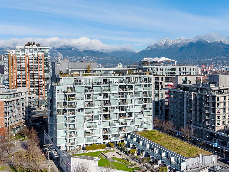 706 2770 Sophia Street