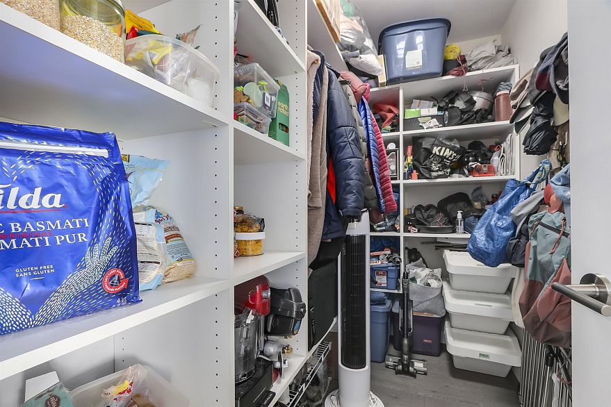 403 688 E 18th Avenue