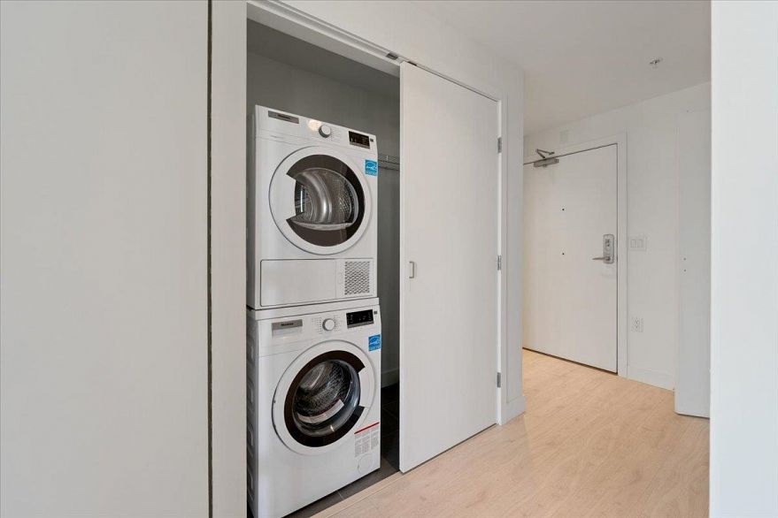 410 8138 Fraser Street