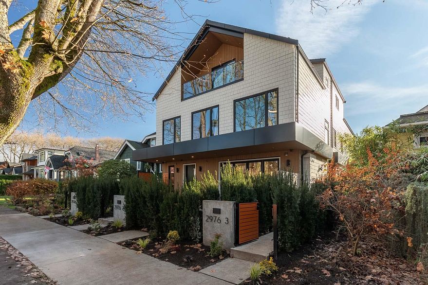 3 2976 W 13th Avenue