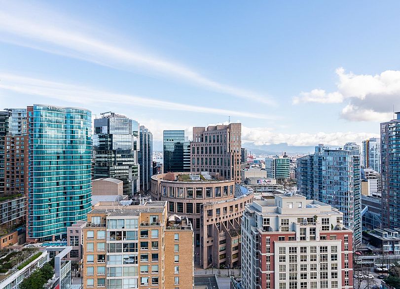 2504 888 Homer Street