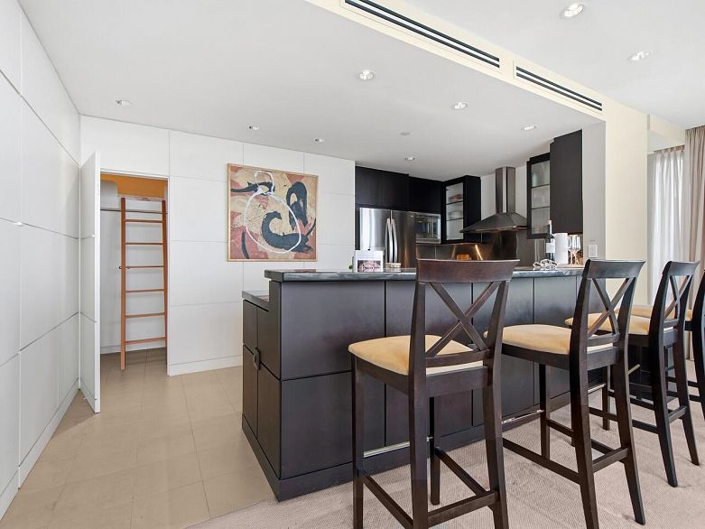 4302 1408 Strathmore Mews