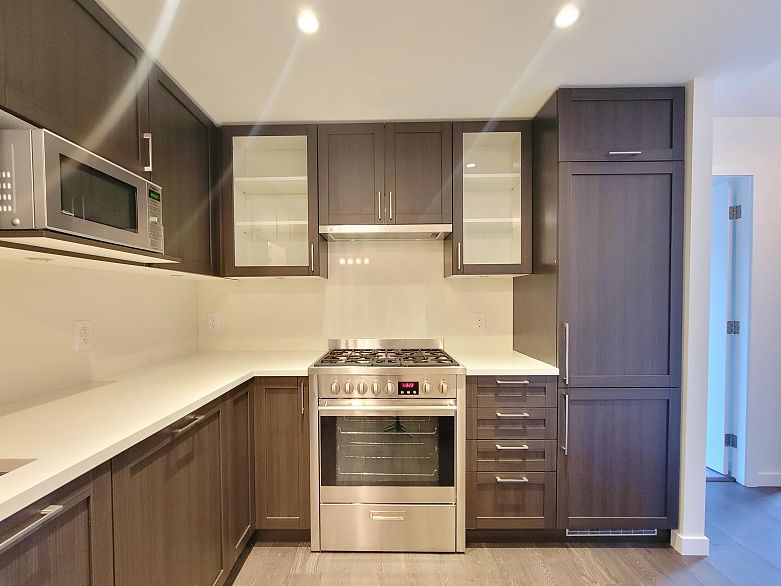 106 5515 Boundary Road