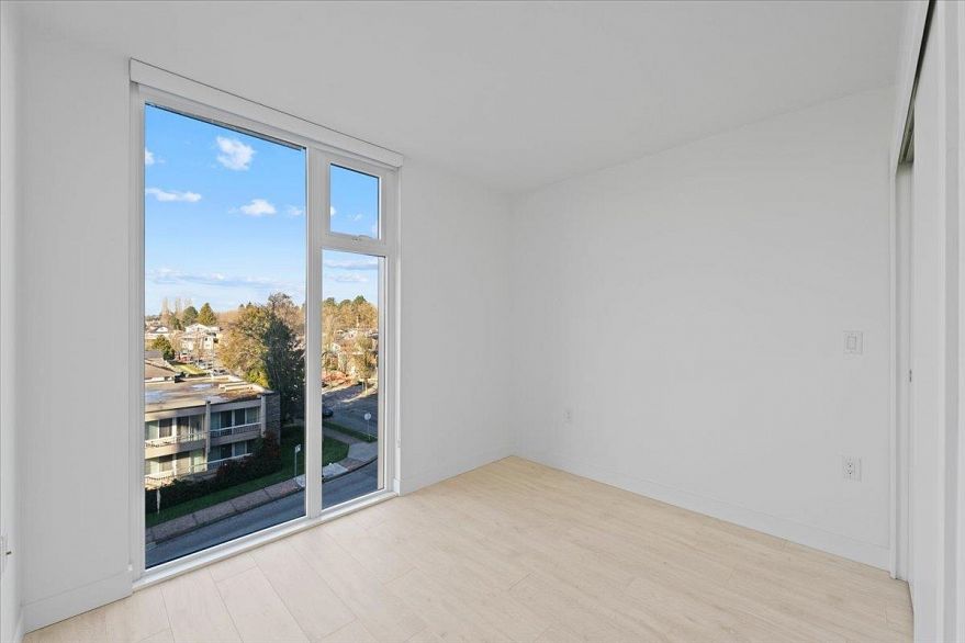 410 8138 Fraser Street