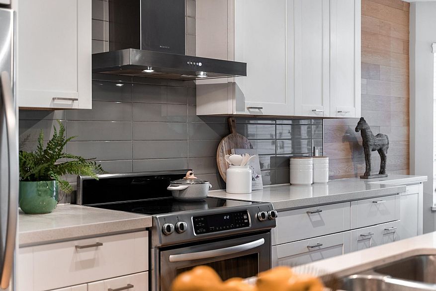 302 1263 Barclay Street