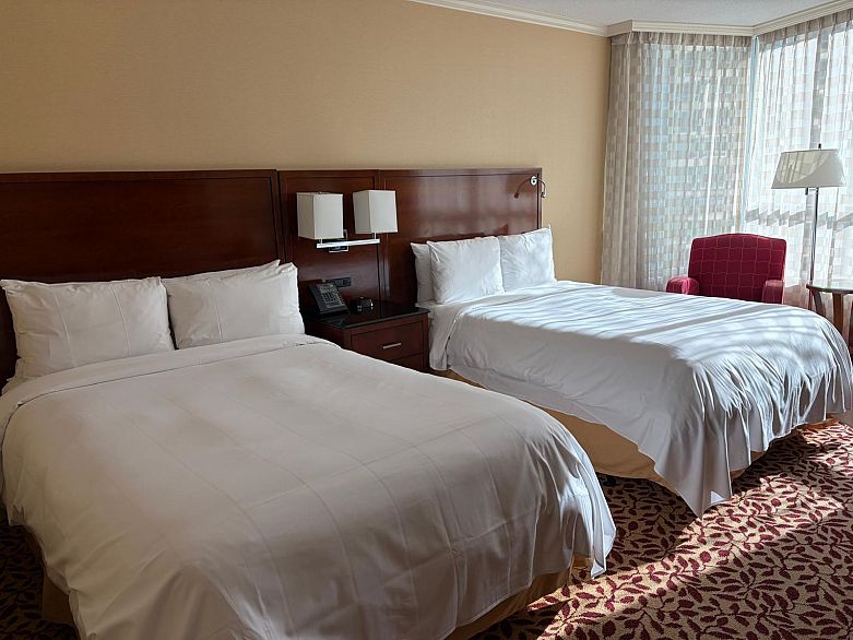 2906 1128 W Hastings Street