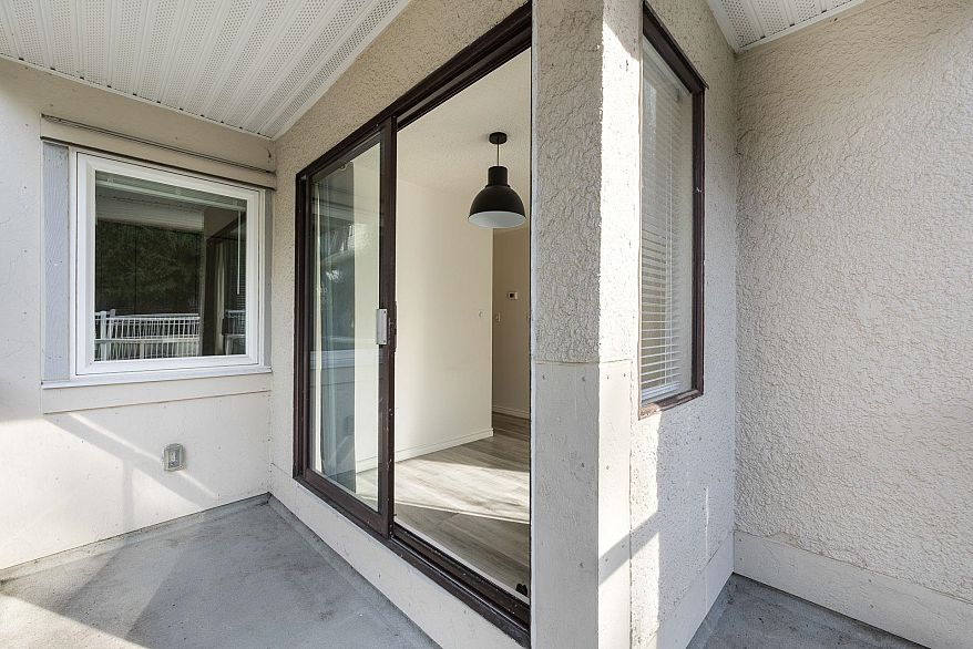 215 830 E 7th Avenue