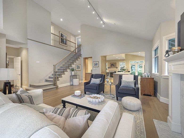 28 5650 Hampton Place