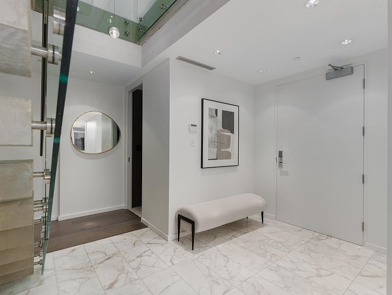 801 221 Union Street