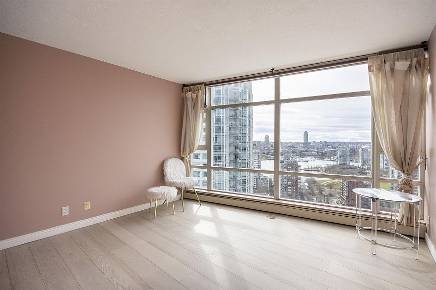 2907 198 Aquarius Mews