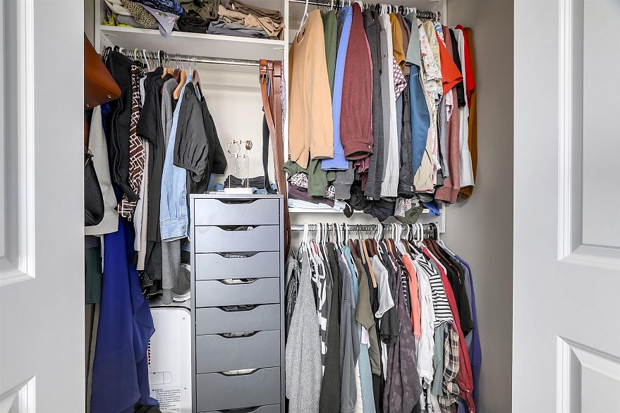 403 688 E 18th Avenue