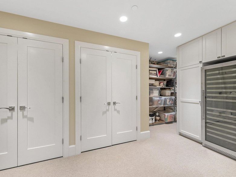 28 5650 Hampton Place