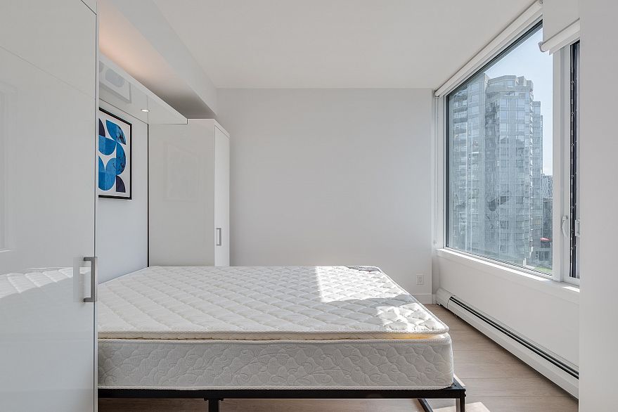 705 1283 HOWE STREET, Vancouver BC V6Z 1C1