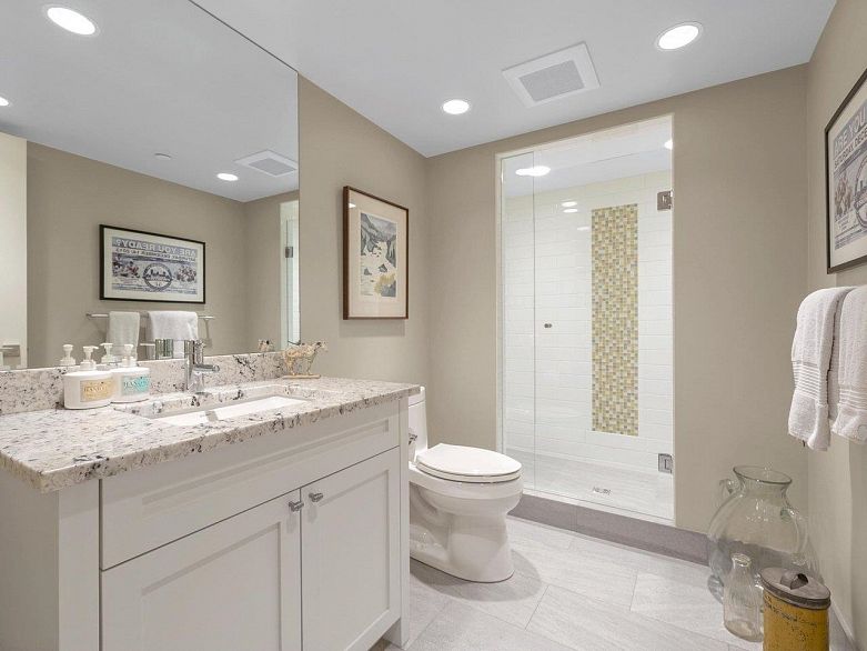 28 5650 Hampton Place